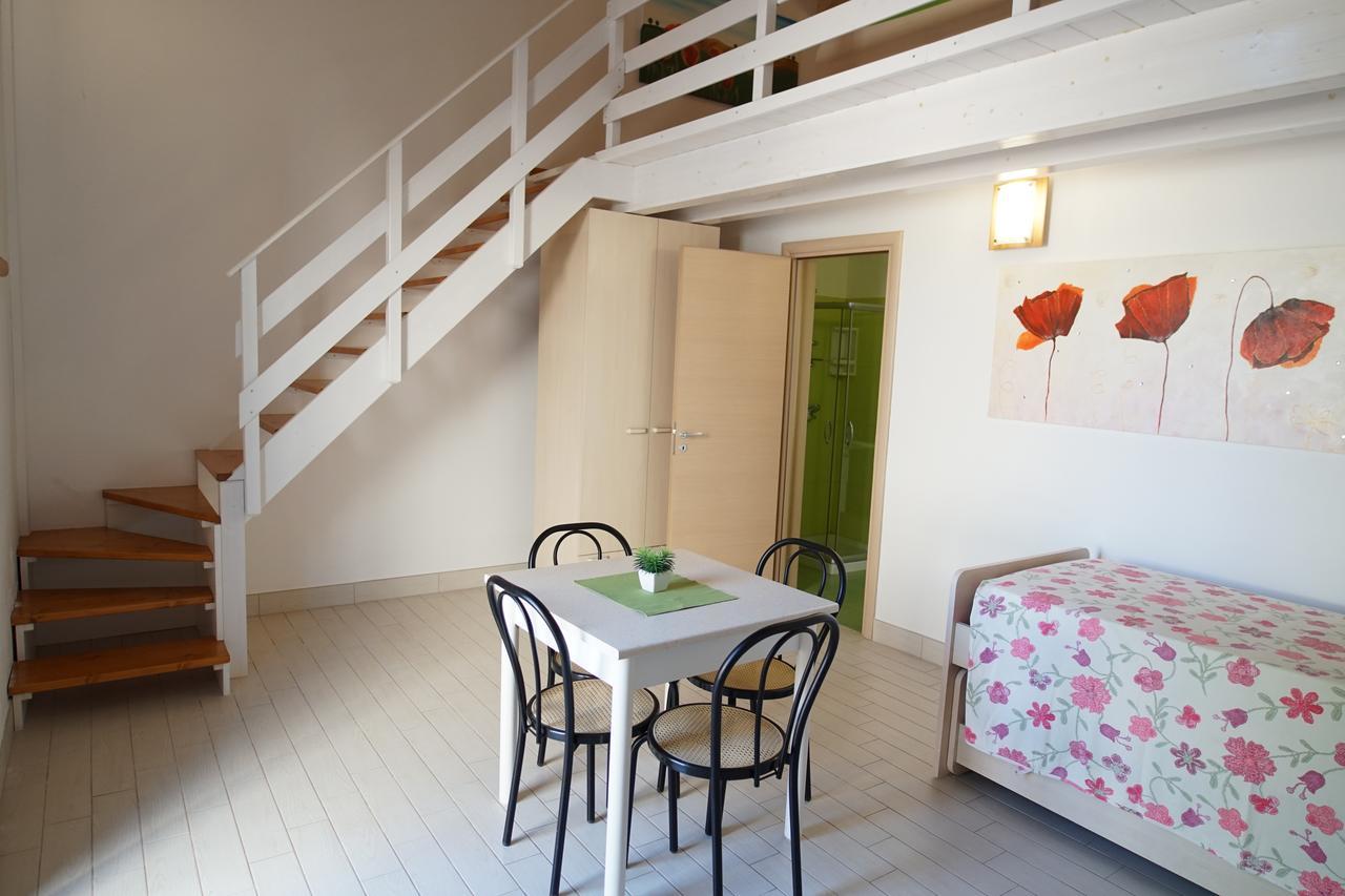 Il Giardino Del Tiglio Bed & Breakfast Уджано ла Киеза Екстериор снимка